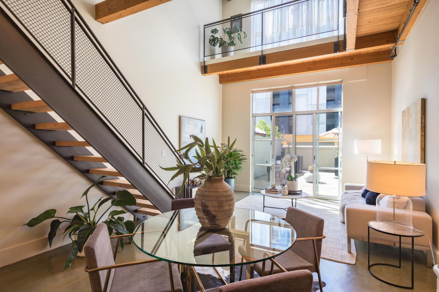 Detail Gallery Image 6 of 42 For 333 Santana Row #208,  San Jose,  CA 95128 - 2 Beds | 1/1 Baths