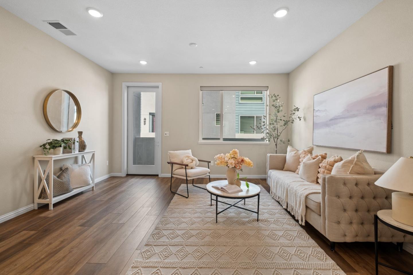 Photo #4: ML82041438 Listing: Photo #4