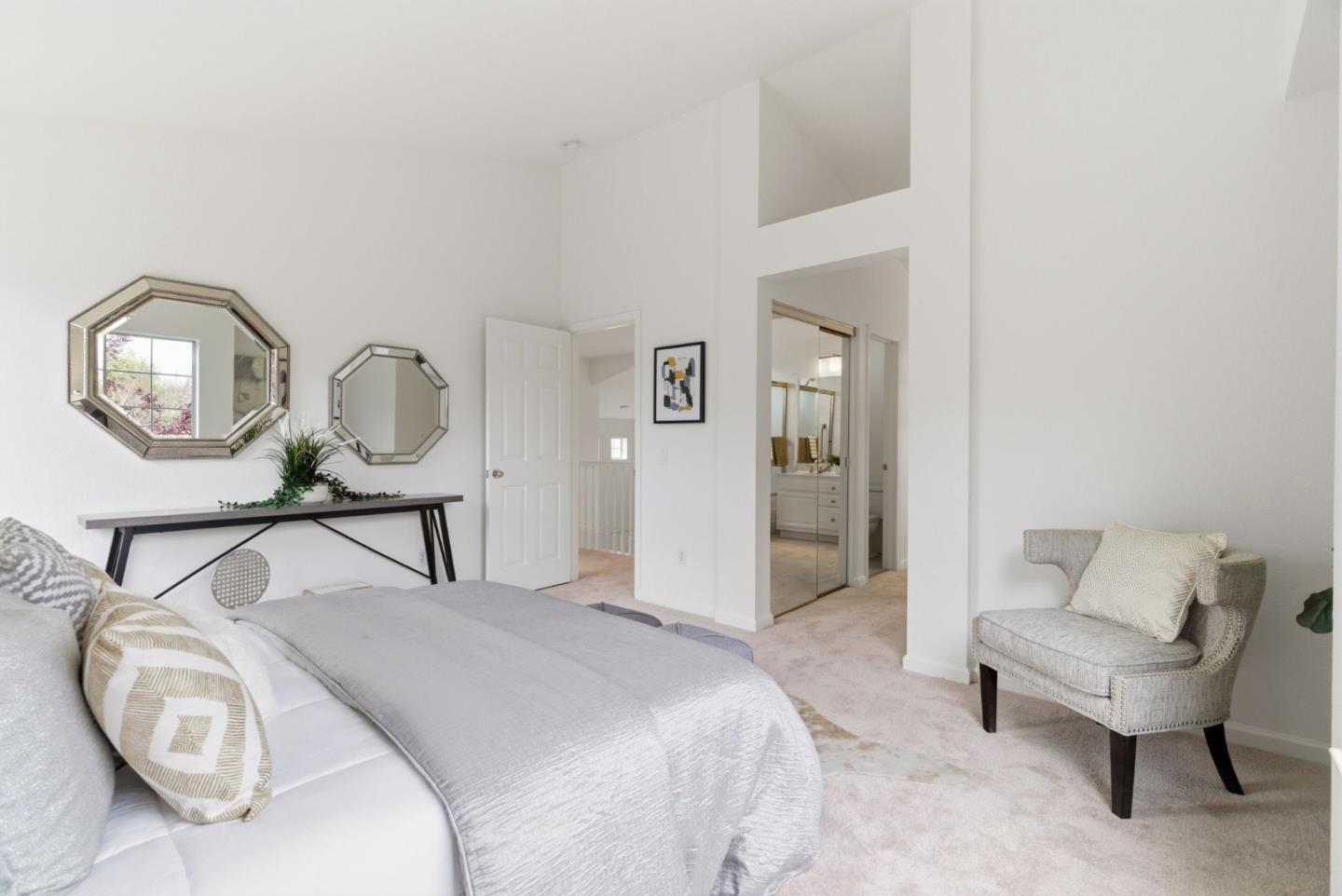 Detail Gallery Image 19 of 34 For 301 Saint Martin Dr, Redwood City,  CA 94065 - 3 Beds | 2/1 Baths