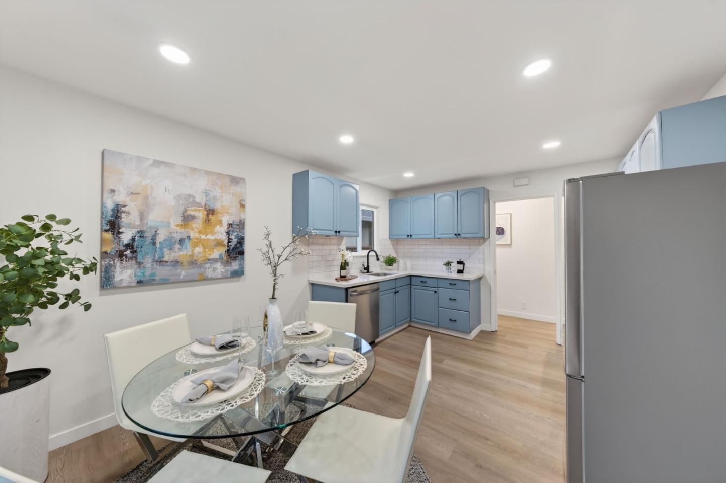 Detail Gallery Image 14 of 49 For 1579 Branham Ln, San Jose,  CA 95118 - 4 Beds | 4 Baths