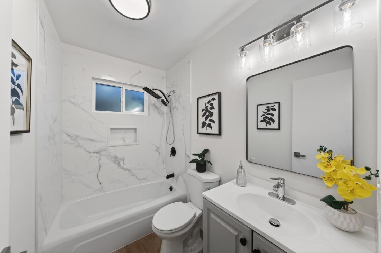 Detail Gallery Image 19 of 49 For 1579 Branham Ln, San Jose,  CA 95118 - 4 Beds | 4 Baths