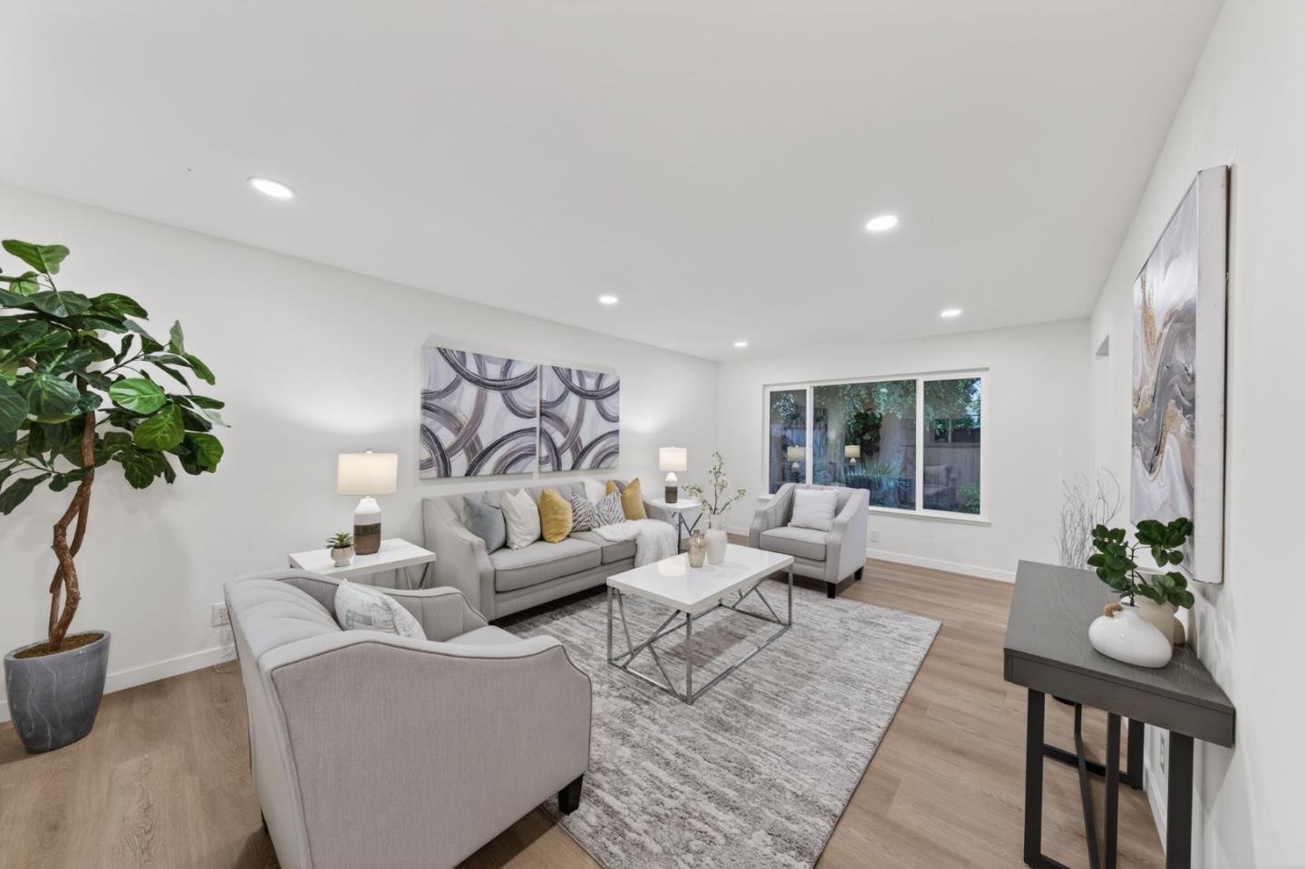 Detail Gallery Image 7 of 49 For 1579 Branham Ln, San Jose,  CA 95118 - 4 Beds | 4 Baths