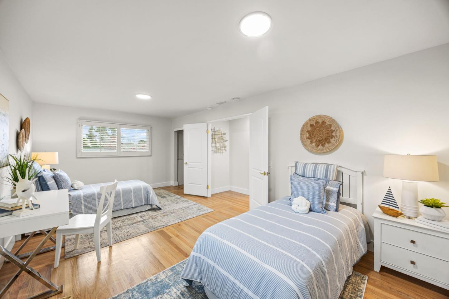 Detail Gallery Image 34 of 44 For 230 Duck Ct, Foster City,  CA 94404 - 5 Beds | 3 Baths