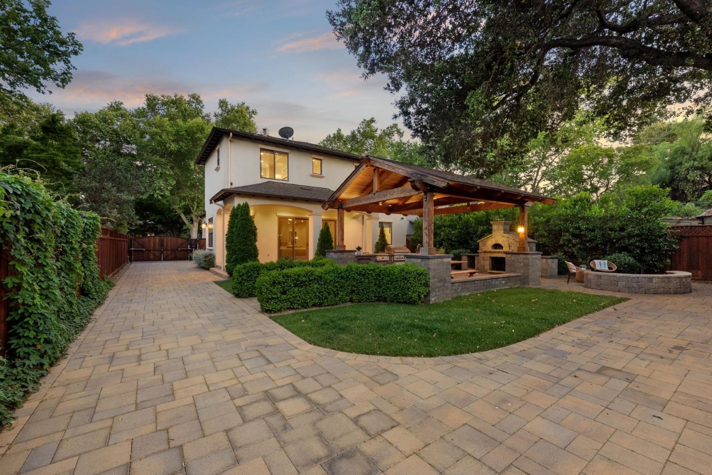 Detail Gallery Image 62 of 87 For 999 Franquette Ave, San Jose,  CA 95125 - 6 Beds | 5/1 Baths