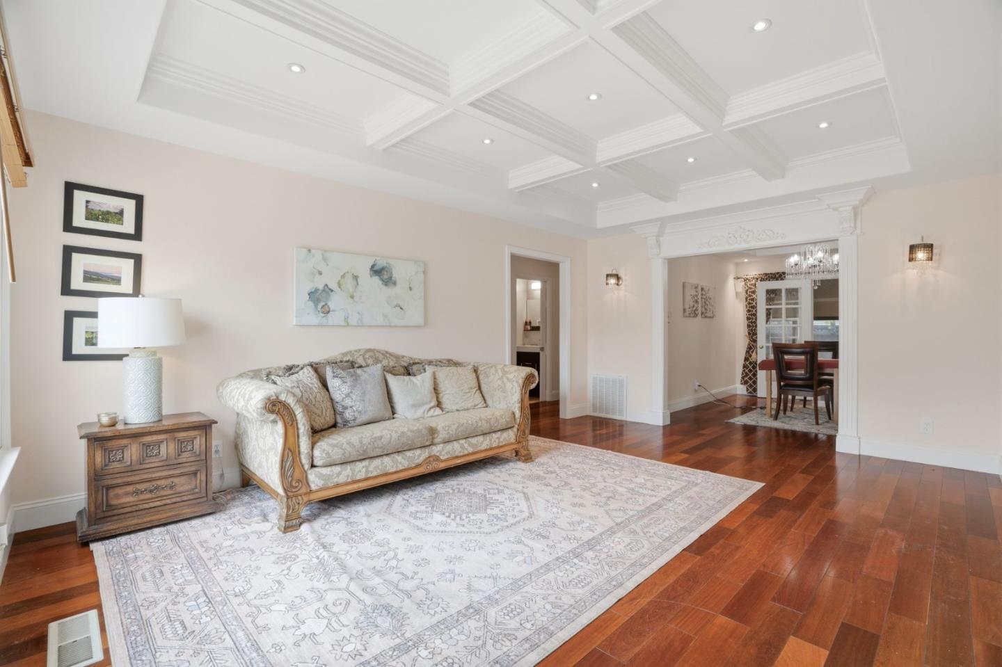 Detail Gallery Image 4 of 38 For 126 W 39th Ave, San Mateo,  CA 94403 - 3 Beds | 2 Baths