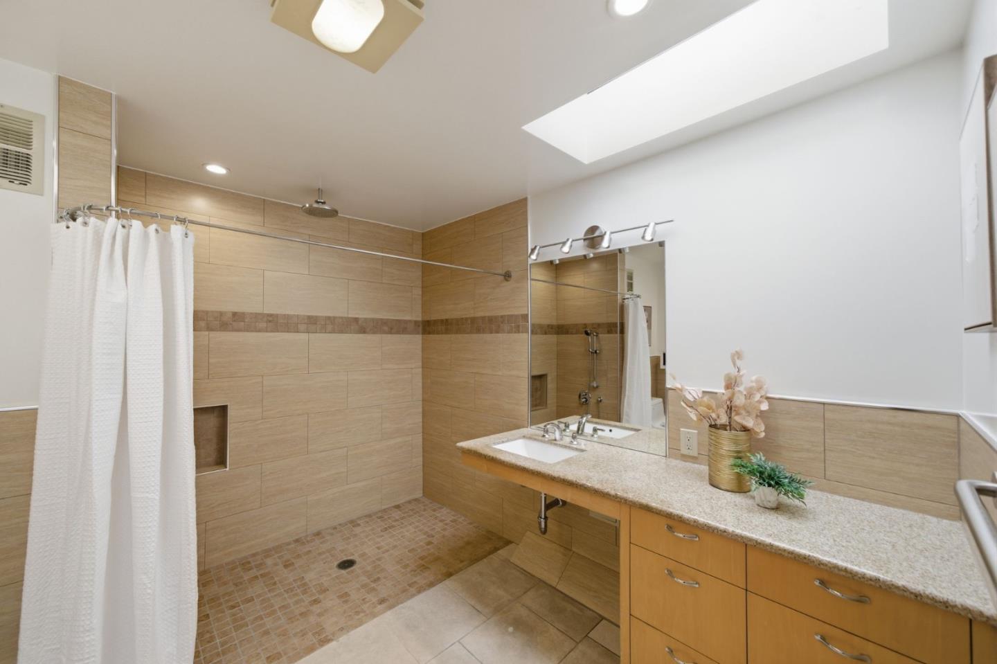 Detail Gallery Image 23 of 36 For 902 Virgo Ln, Foster City,  CA 94404 - 3 Beds | 2 Baths