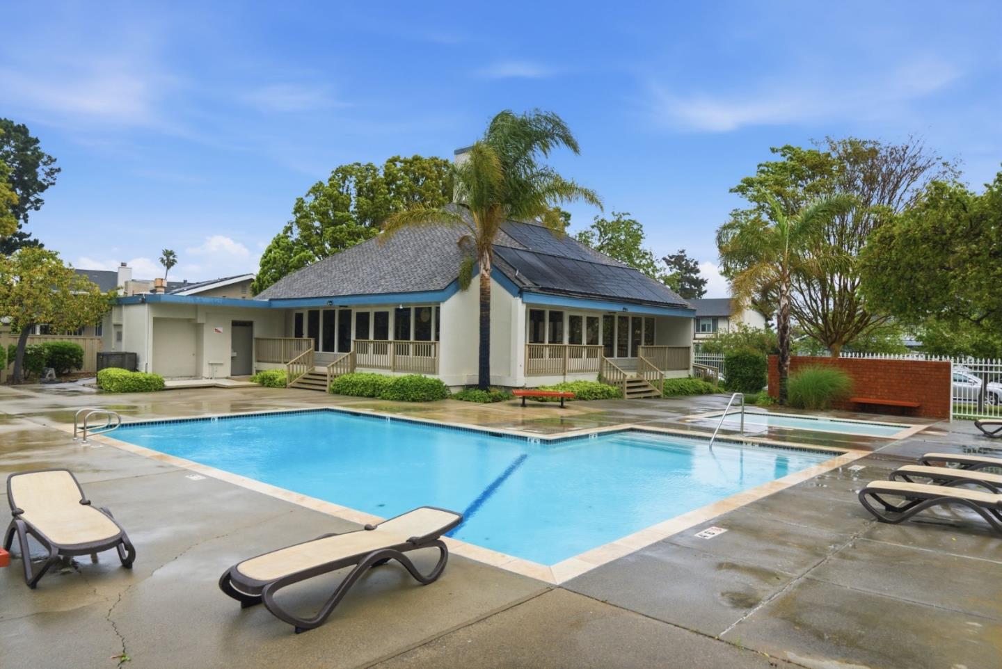 Detail Gallery Image 31 of 36 For 902 Virgo Ln, Foster City,  CA 94404 - 3 Beds | 2 Baths