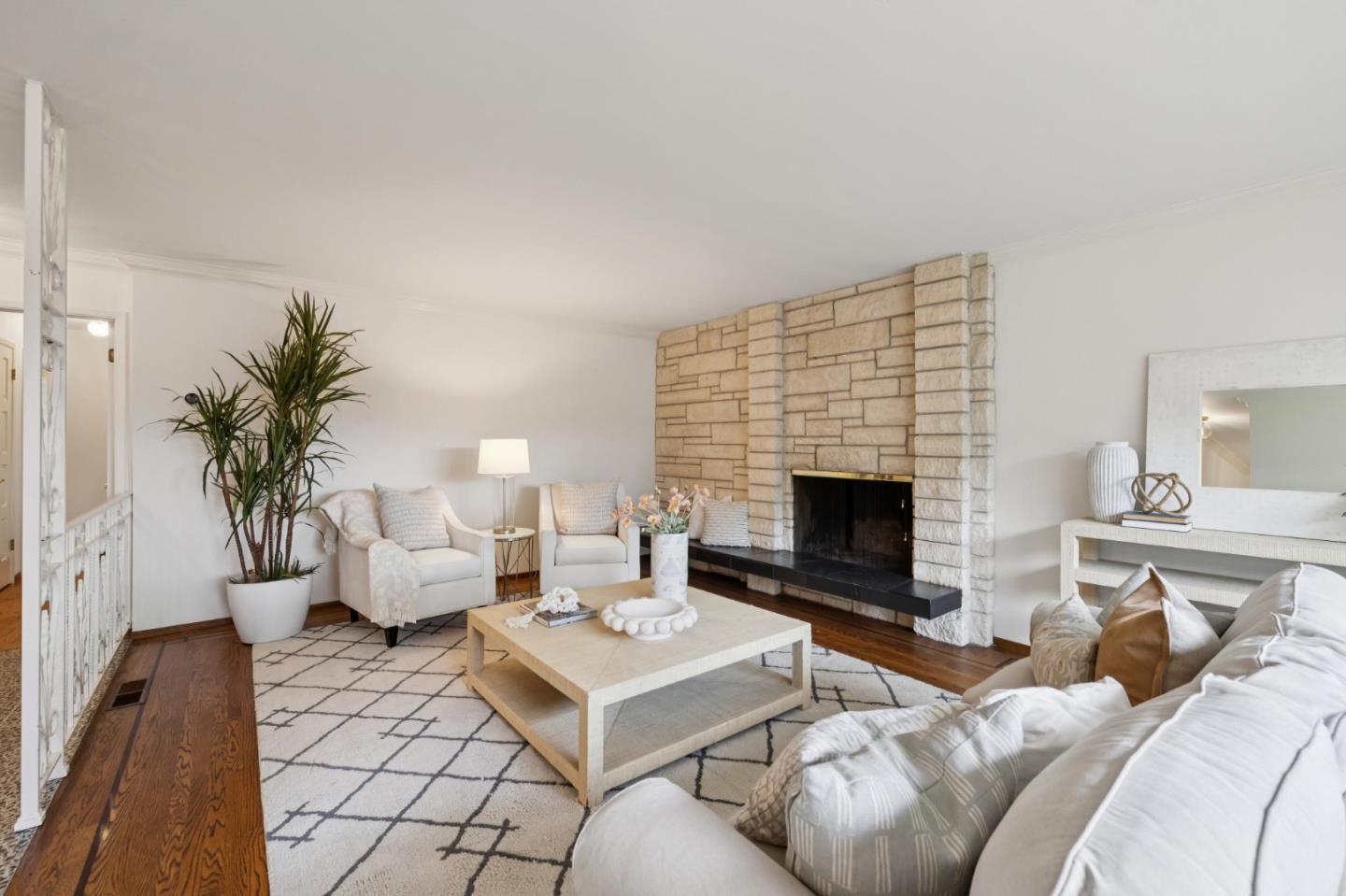 Detail Gallery Image 14 of 58 For 390 Hobart Ave, San Mateo,  CA 94402 - 3 Beds | 2 Baths