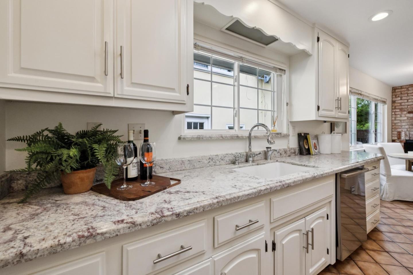 Detail Gallery Image 22 of 58 For 390 Hobart Ave, San Mateo,  CA 94402 - 3 Beds | 2 Baths