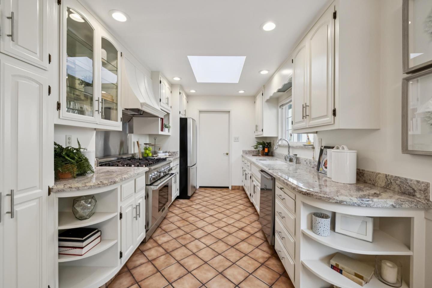 Detail Gallery Image 23 of 58 For 390 Hobart Ave, San Mateo,  CA 94402 - 3 Beds | 2 Baths