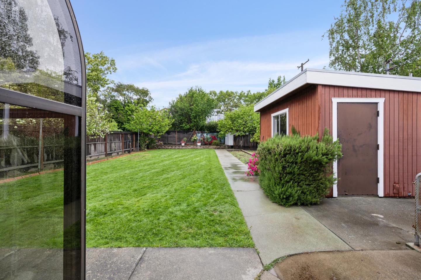 Detail Gallery Image 37 of 58 For 390 Hobart Ave, San Mateo,  CA 94402 - 3 Beds | 2 Baths