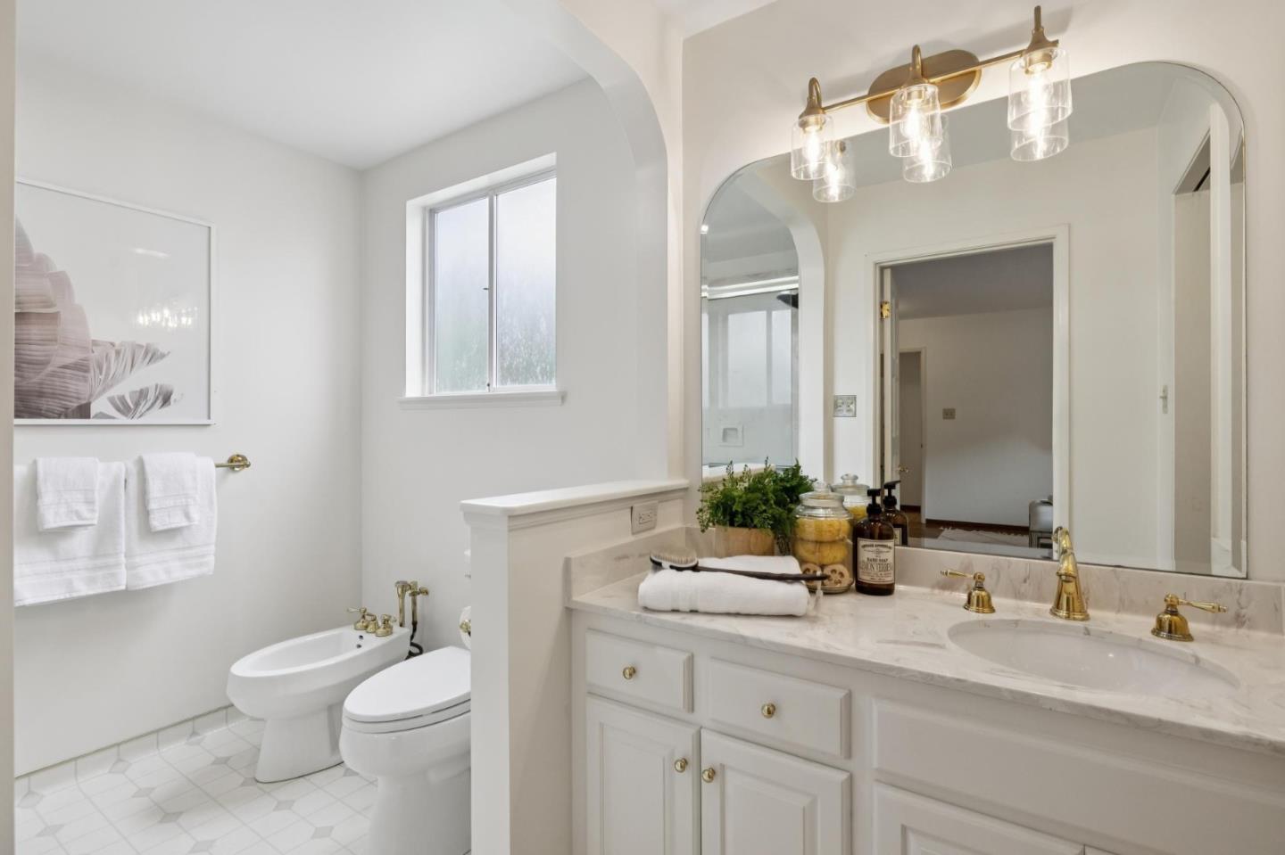 Detail Gallery Image 40 of 58 For 390 Hobart Ave, San Mateo,  CA 94402 - 3 Beds | 2 Baths