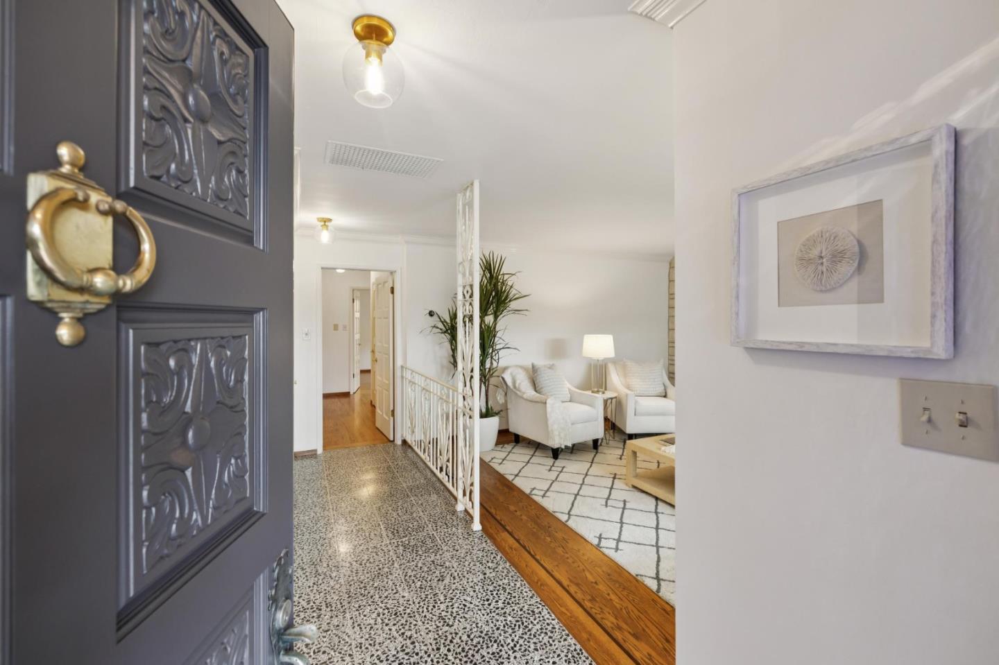 Detail Gallery Image 8 of 58 For 390 Hobart Ave, San Mateo,  CA 94402 - 3 Beds | 2 Baths