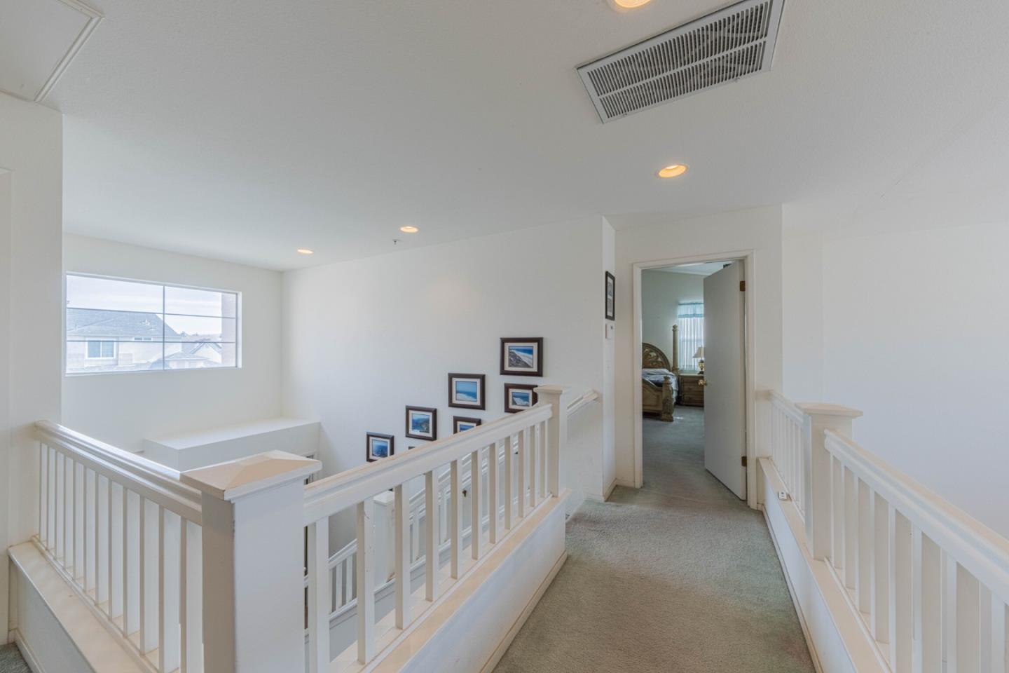Detail Gallery Image 14 of 30 For 362 Zinfandel Way, Salinas,  CA 93906 - 3 Beds | 2/1 Baths