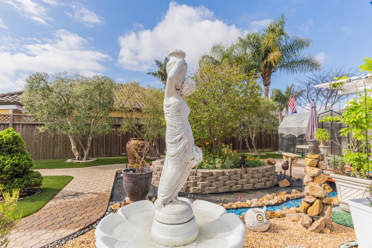 Detail Gallery Image 9 of 30 For 362 Zinfandel Way, Salinas,  CA 93906 - 3 Beds | 2/1 Baths