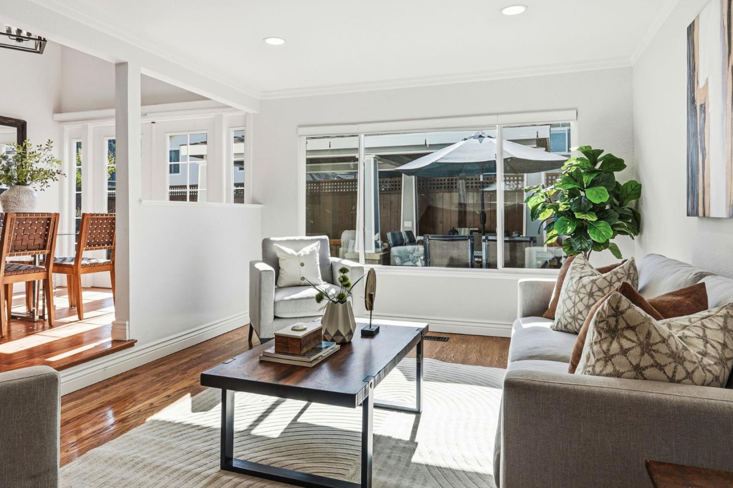 Detail Gallery Image 11 of 43 For 6273 Mountford Dr, San Jose,  CA 95123 - 5 Beds | 2/1 Baths