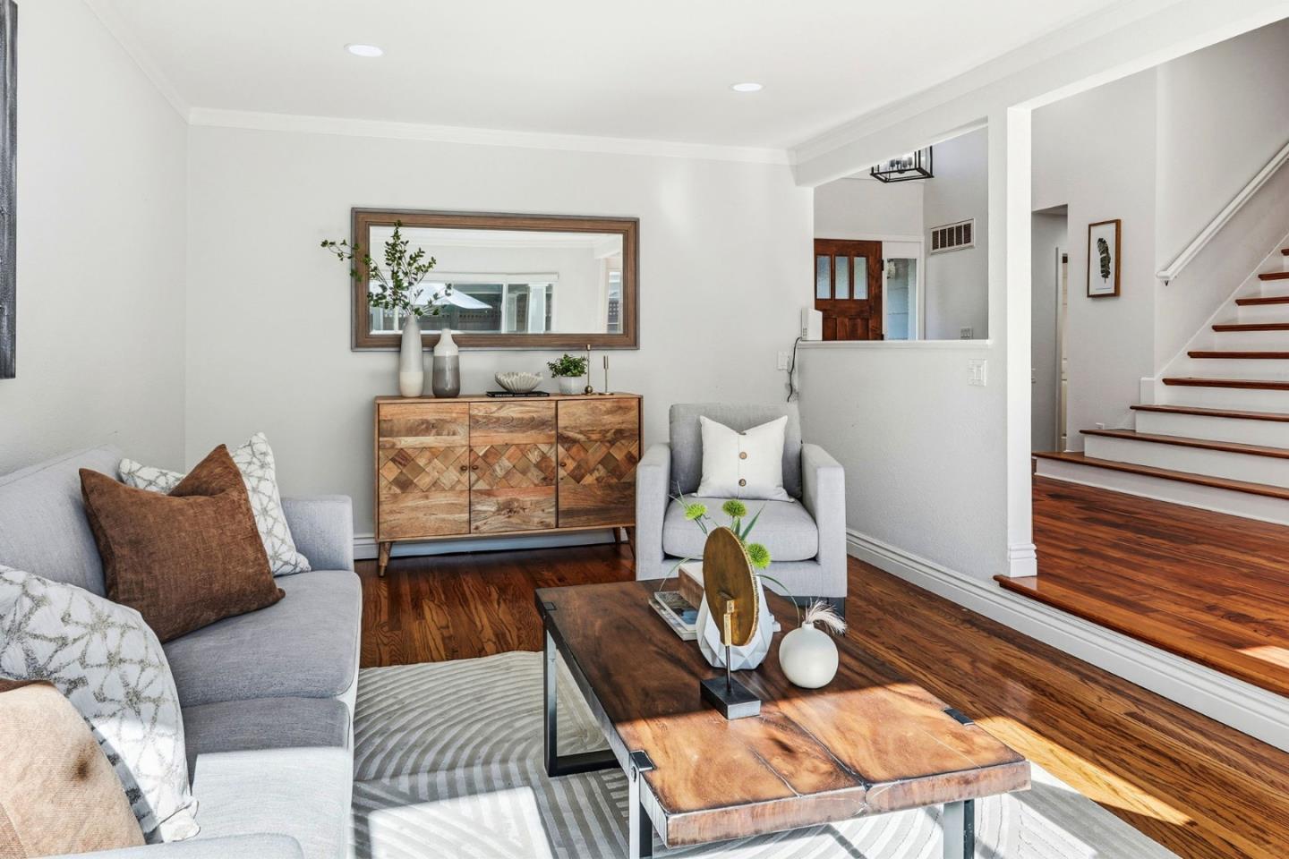 Detail Gallery Image 12 of 43 For 6273 Mountford Dr, San Jose,  CA 95123 - 5 Beds | 2/1 Baths