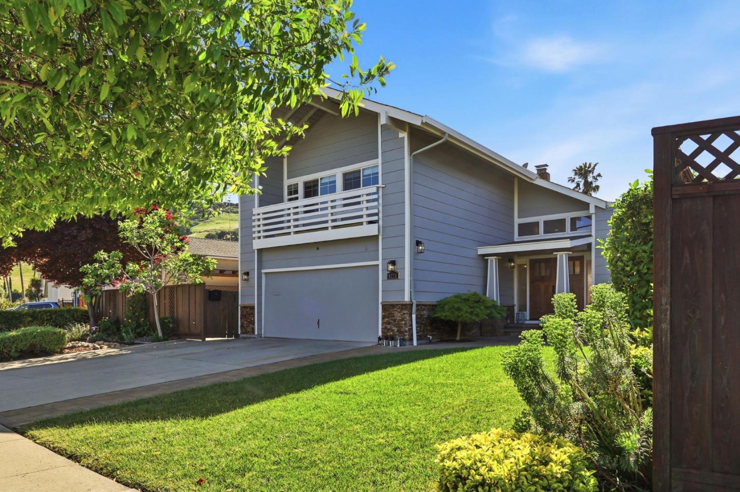 Detail Gallery Image 5 of 43 For 6273 Mountford Dr, San Jose,  CA 95123 - 5 Beds | 2/1 Baths