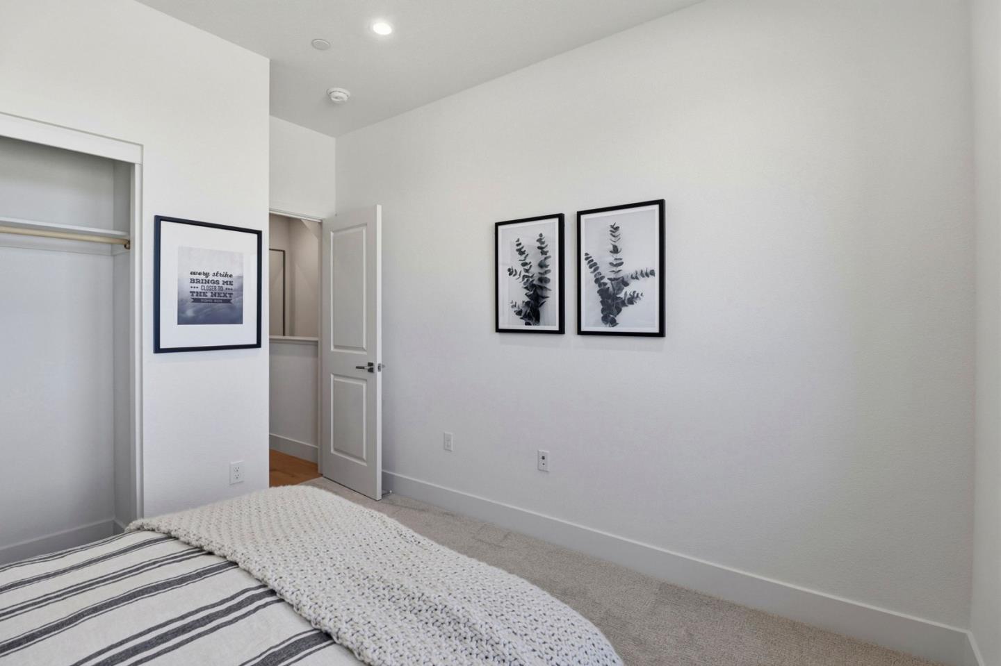 Detail Gallery Image 15 of 27 For 2871 Josephine Ln, Palo Alto,  CA 94303 - 3 Beds | 3 Baths