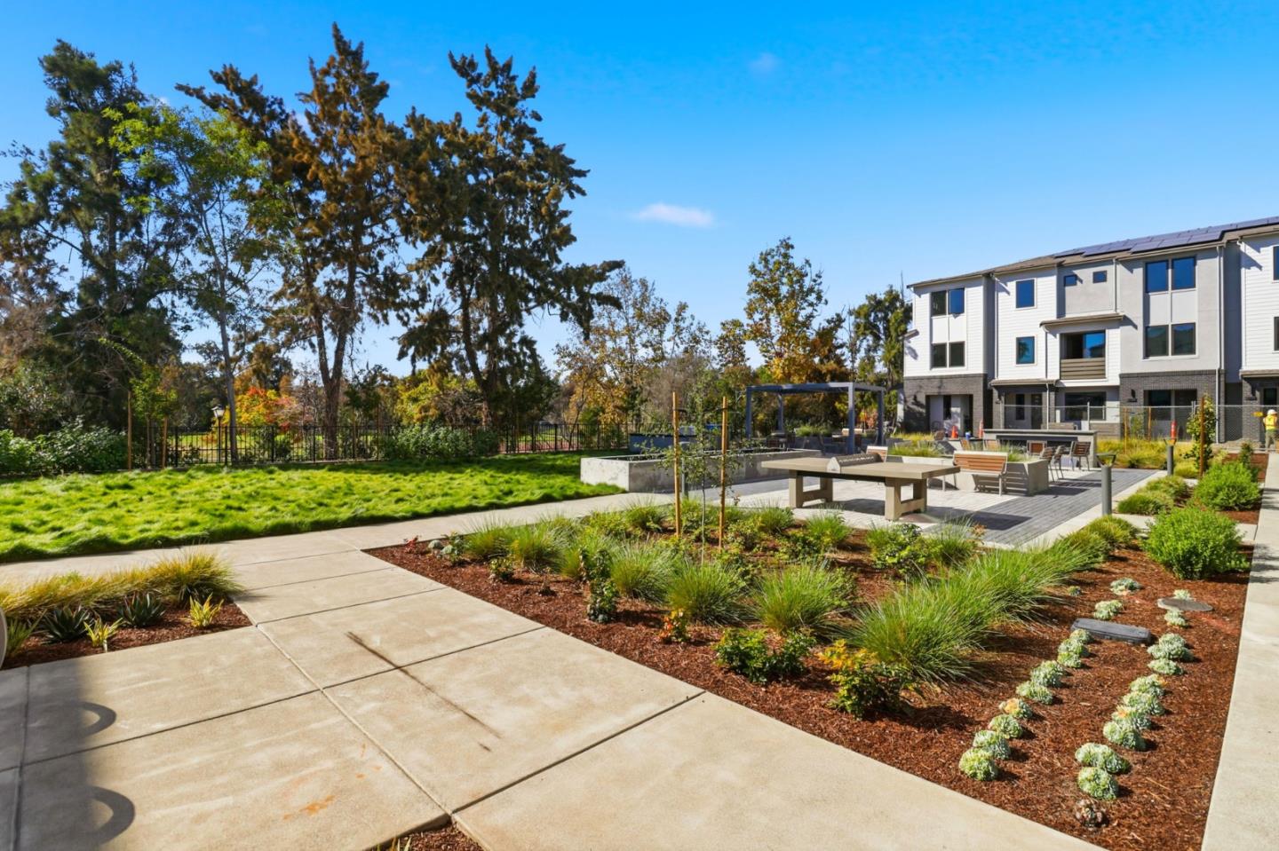 Detail Gallery Image 24 of 27 For 2871 Josephine Ln, Palo Alto,  CA 94303 - 3 Beds | 3 Baths