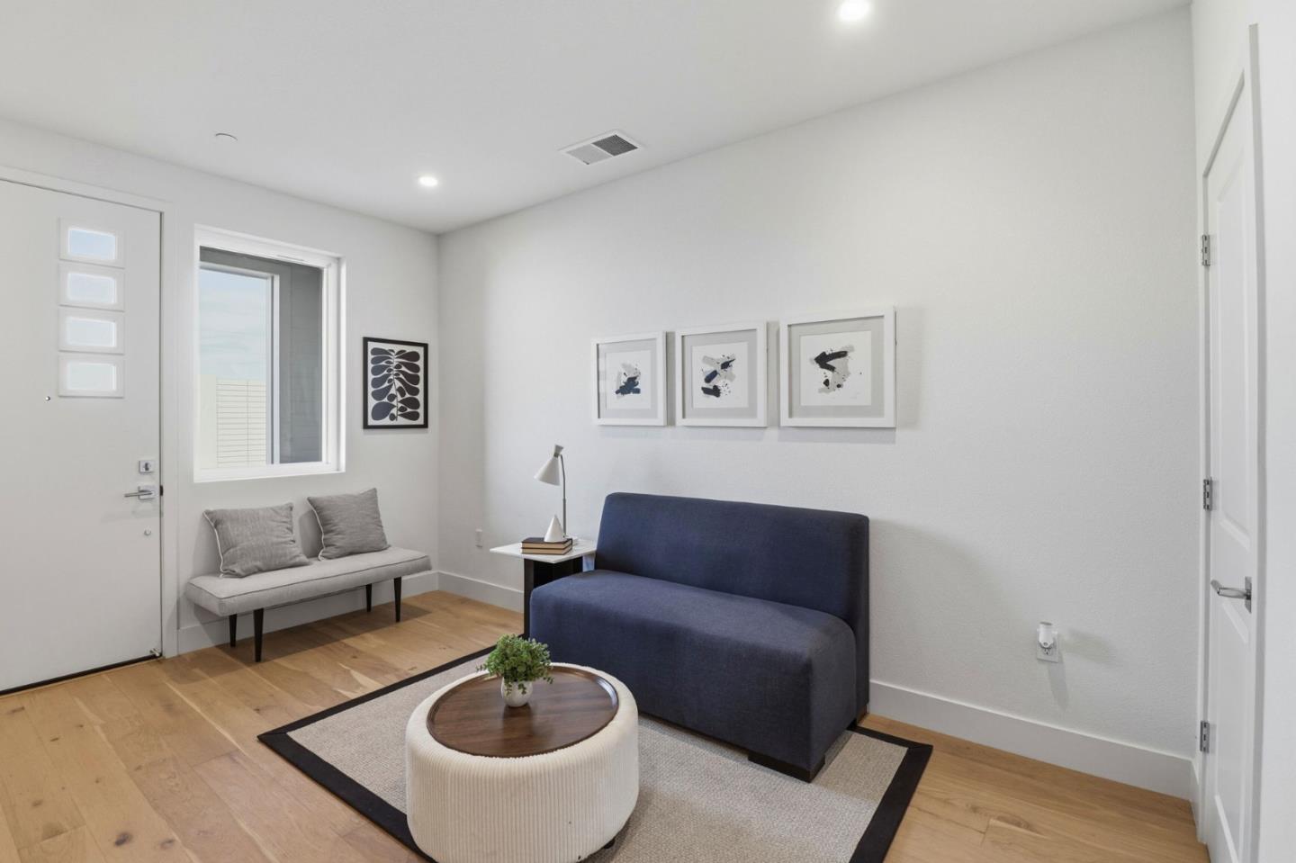 Detail Gallery Image 4 of 27 For 2871 Josephine Ln, Palo Alto,  CA 94303 - 3 Beds | 3 Baths