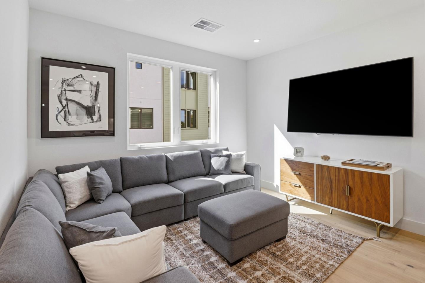 Detail Gallery Image 7 of 27 For 2871 Josephine Ln, Palo Alto,  CA 94303 - 3 Beds | 3 Baths