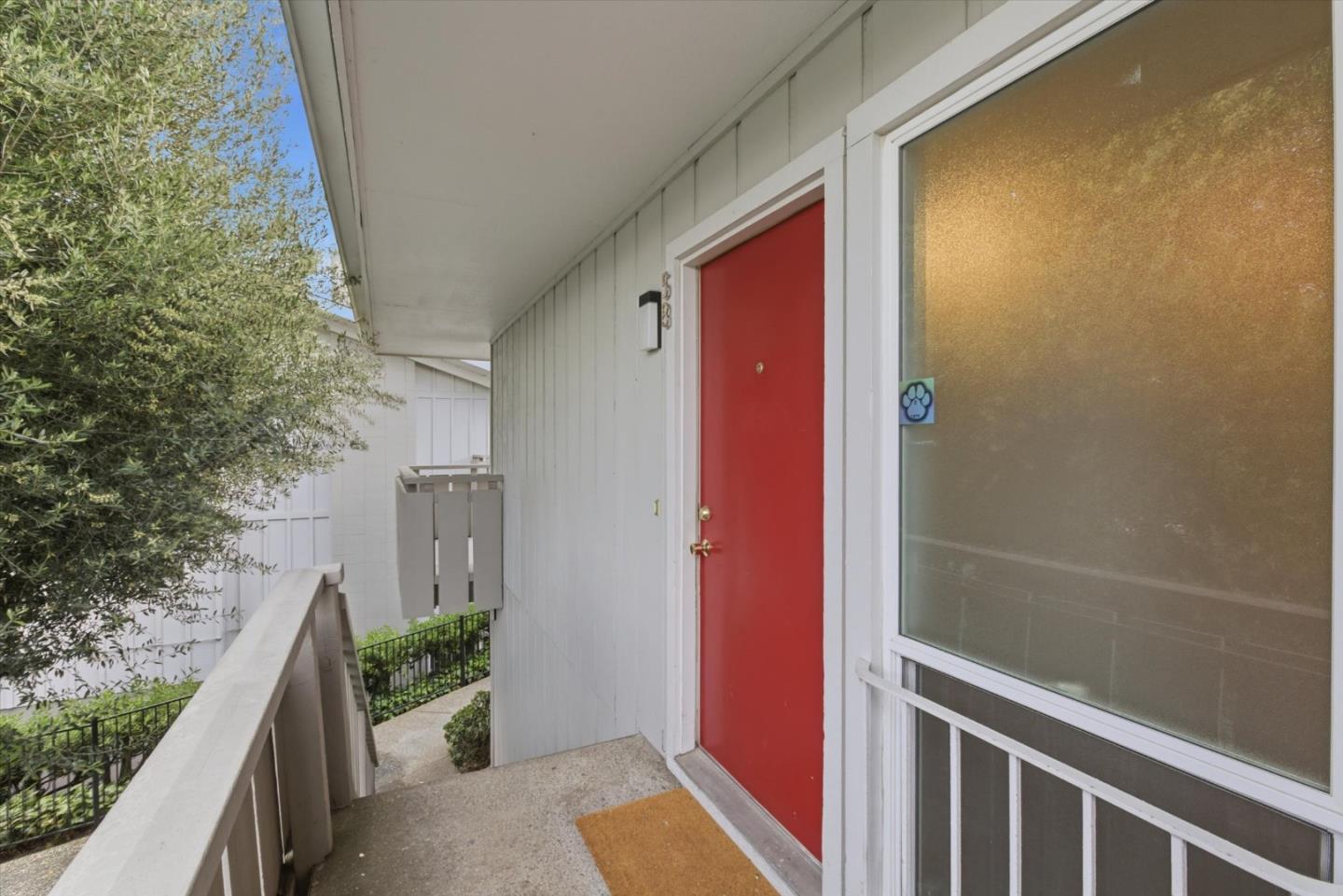 Detail Gallery Image 3 of 27 For 255 S Rengstorff Ave #58,  Mountain View,  CA 94040 - 1 Beds | 1 Baths