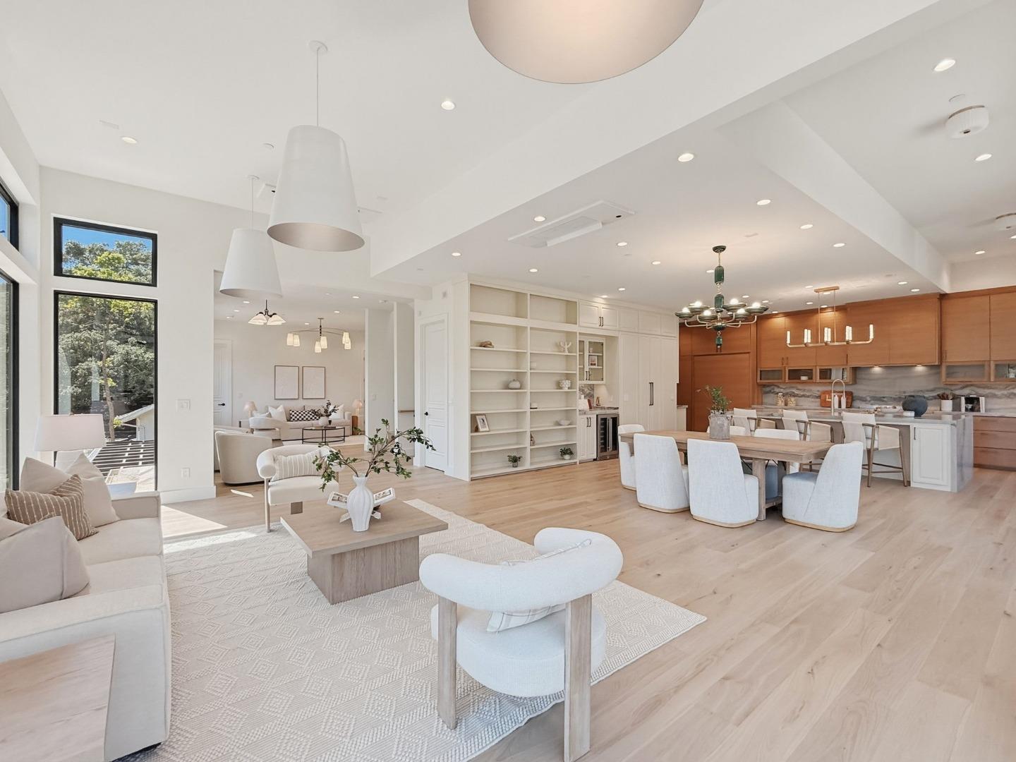 Detail Gallery Image 8 of 52 For 110 Dolton Ave, San Carlos,  CA 94070 - 5 Beds | 3/1 Baths