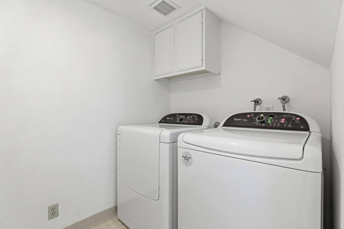 Detail Gallery Image 19 of 37 For 833 S San Tomas Aquino Rd a,  Campbell,  CA 95008 - 2 Beds | 2 Baths