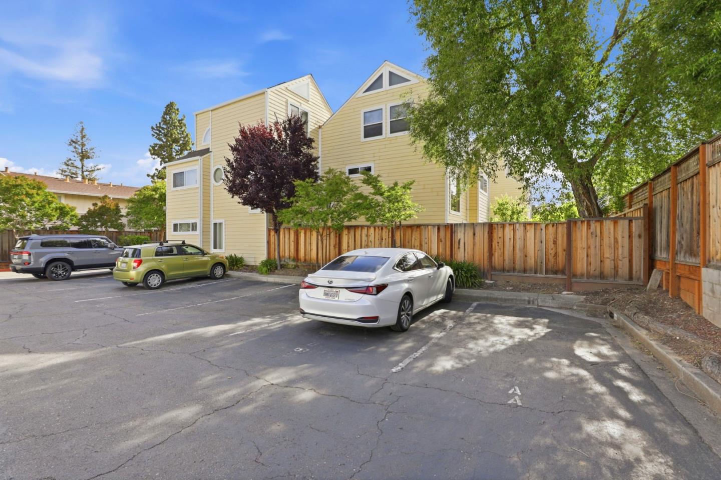 Detail Gallery Image 27 of 37 For 833 S San Tomas Aquino Rd a,  Campbell,  CA 95008 - 2 Beds | 2 Baths