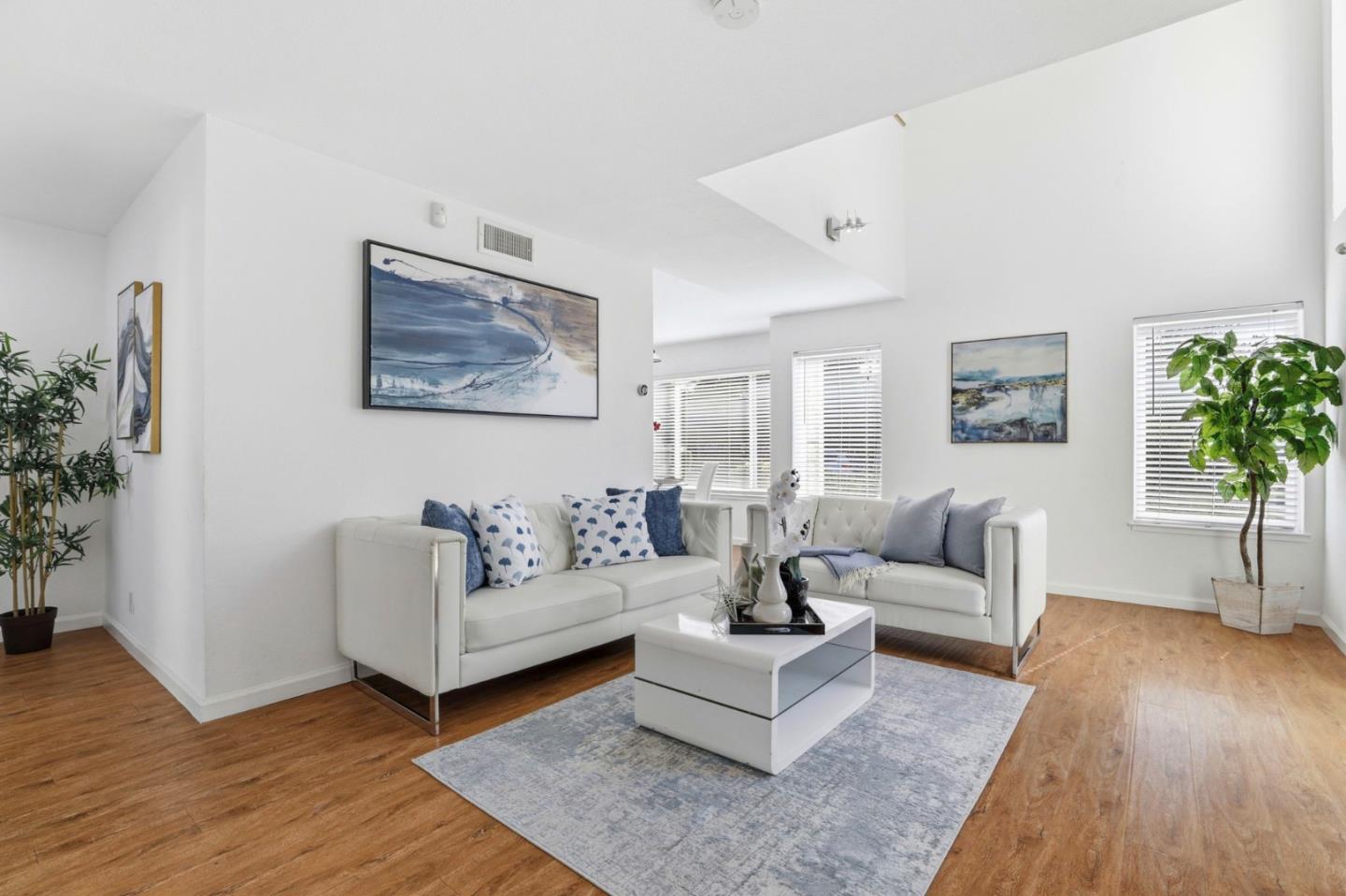 Detail Gallery Image 3 of 37 For 833 S San Tomas Aquino Rd a,  Campbell,  CA 95008 - 2 Beds | 2 Baths