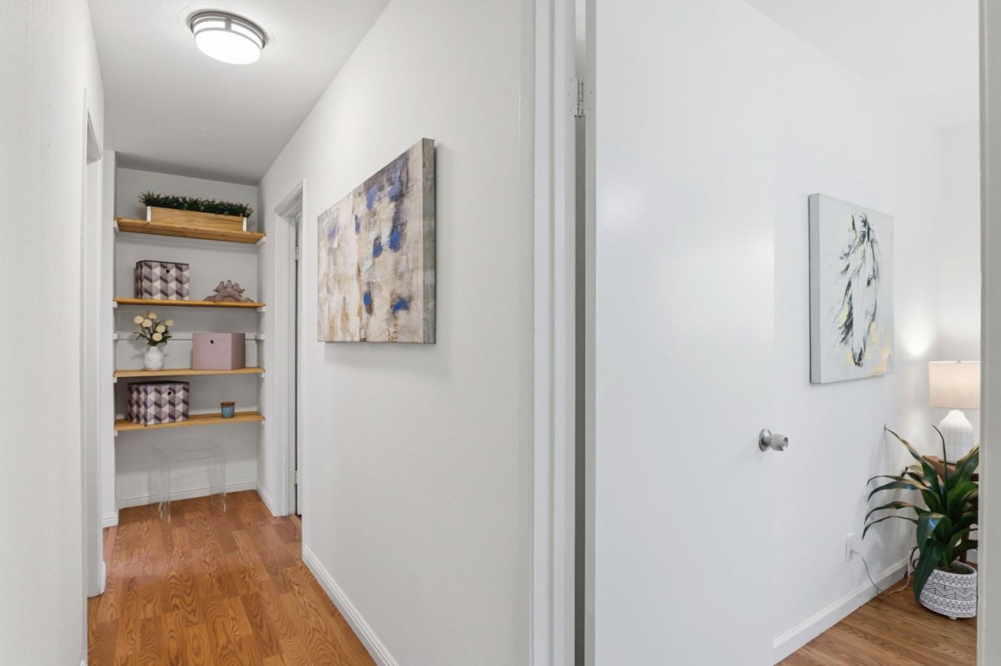 Detail Gallery Image 11 of 34 For 833 Welburn Ave, Gilroy,  CA 95020 - 4 Beds | 2 Baths