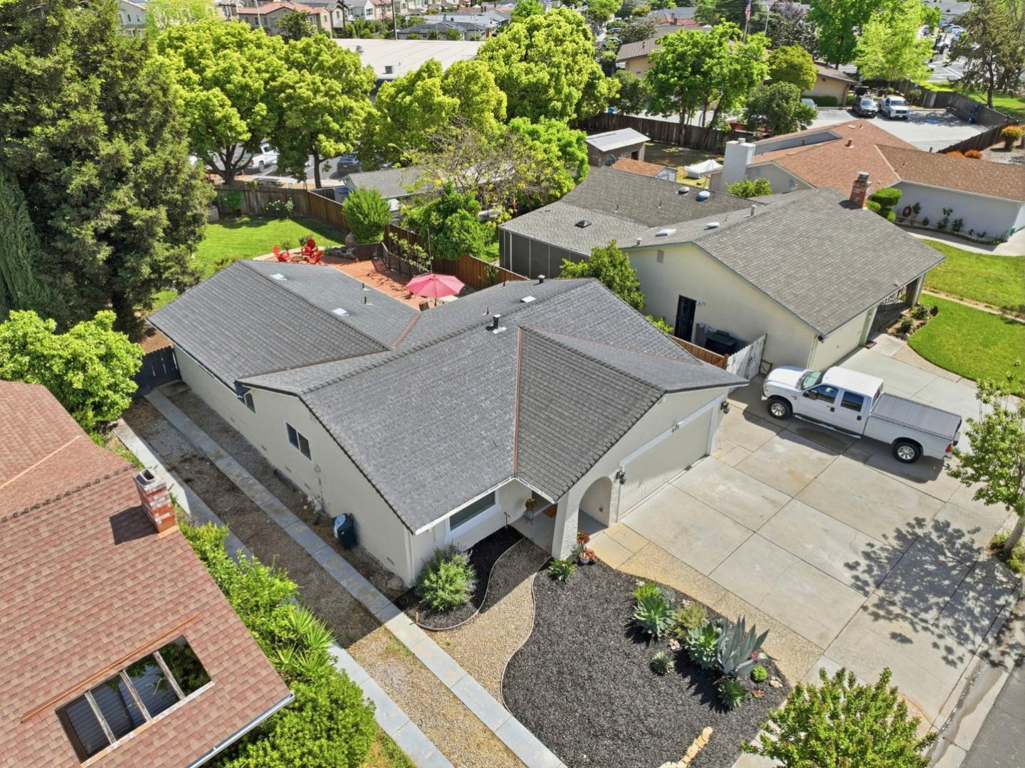 Detail Gallery Image 31 of 34 For 833 Welburn Ave, Gilroy,  CA 95020 - 4 Beds | 2 Baths