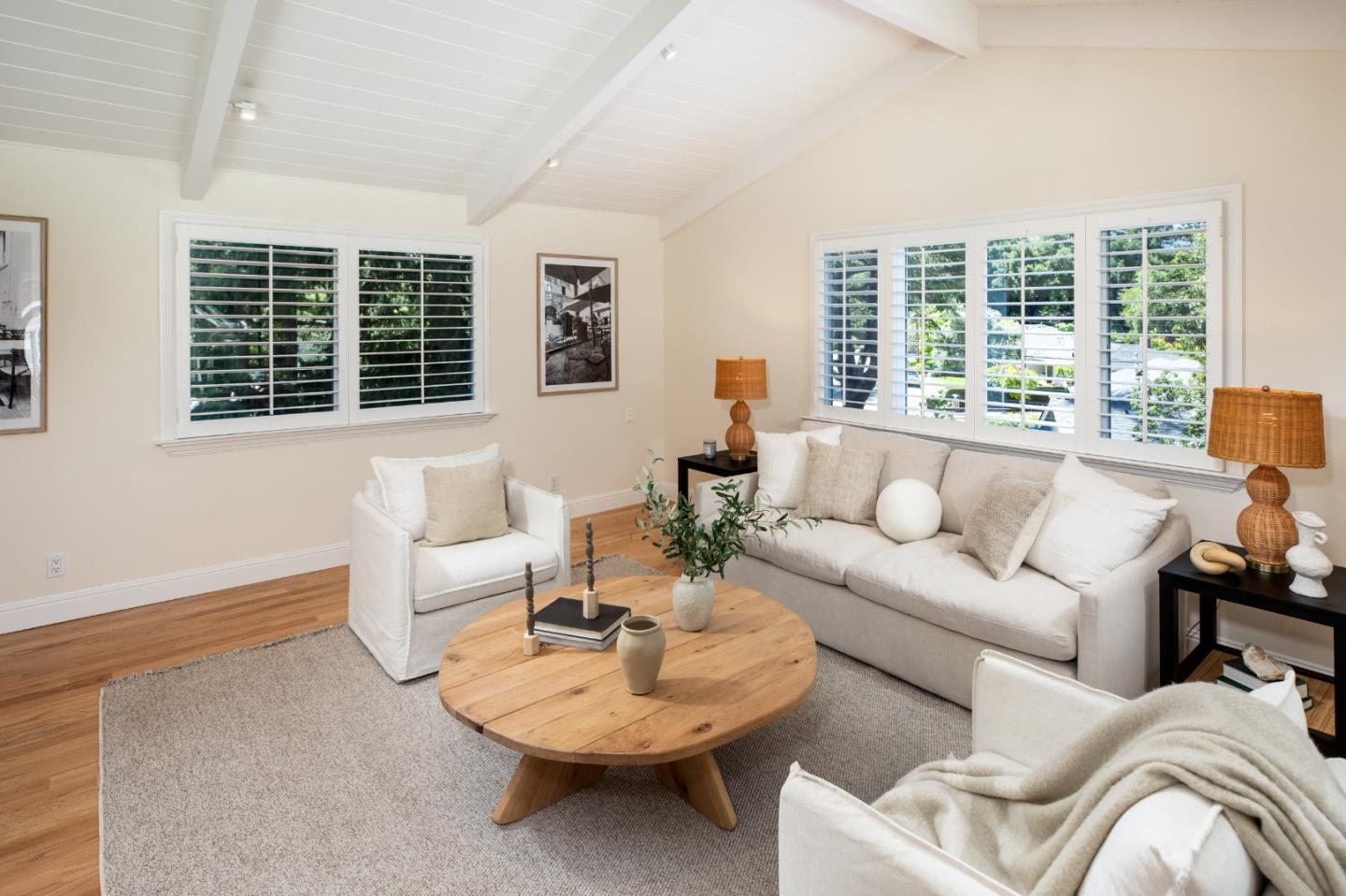 Detail Gallery Image 15 of 40 For 1250 Montclaire Way, Los Altos,  CA 94024 - 4 Beds | 3 Baths