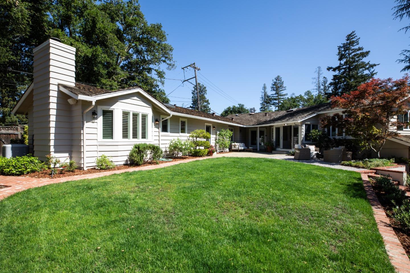 Detail Gallery Image 32 of 40 For 1250 Montclaire Way, Los Altos,  CA 94024 - 4 Beds | 3 Baths