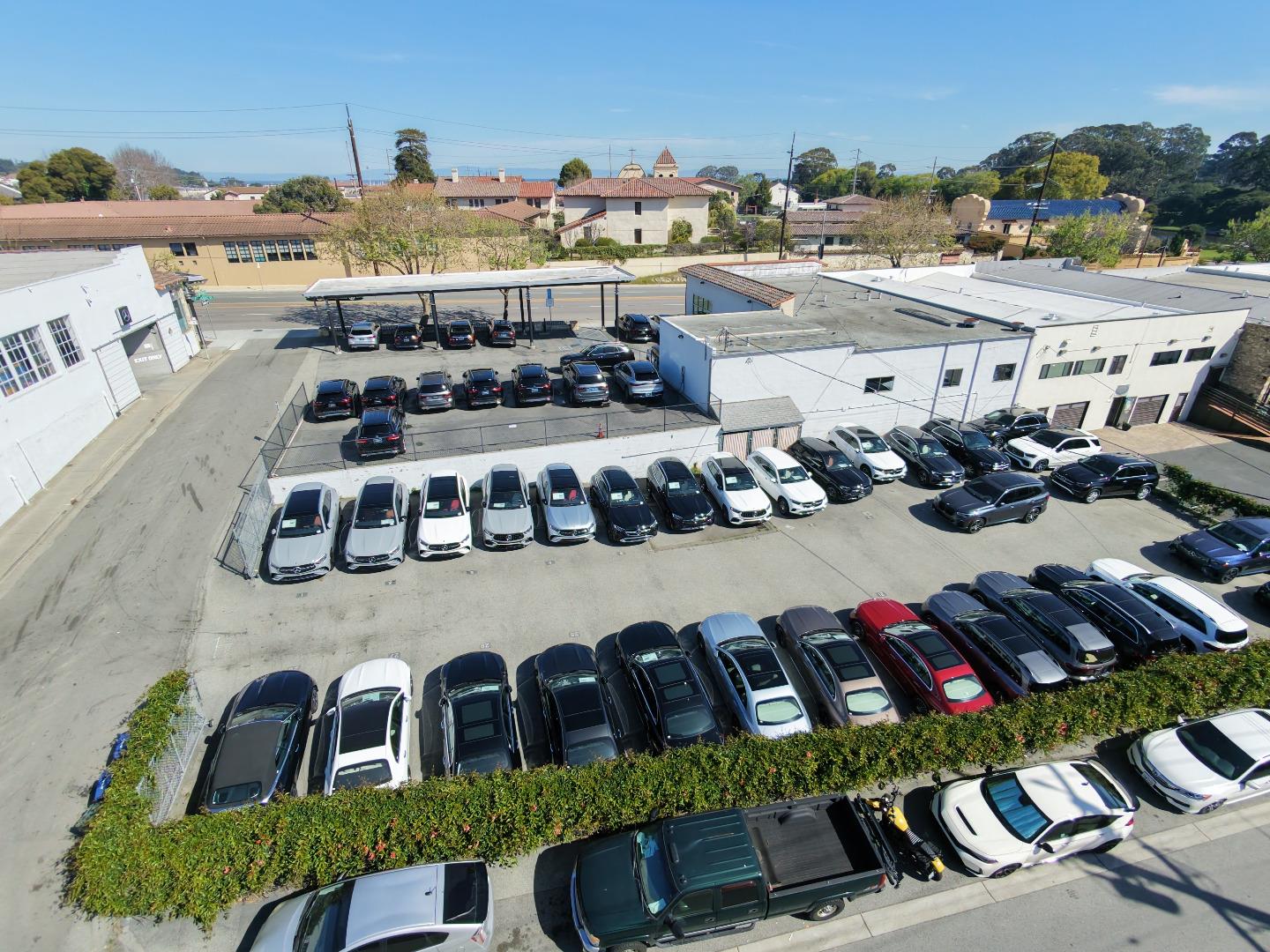 Detail Gallery Image 5 of 21 For 498 Fremont St, Monterey,  CA 93940 - – Beds | – Baths