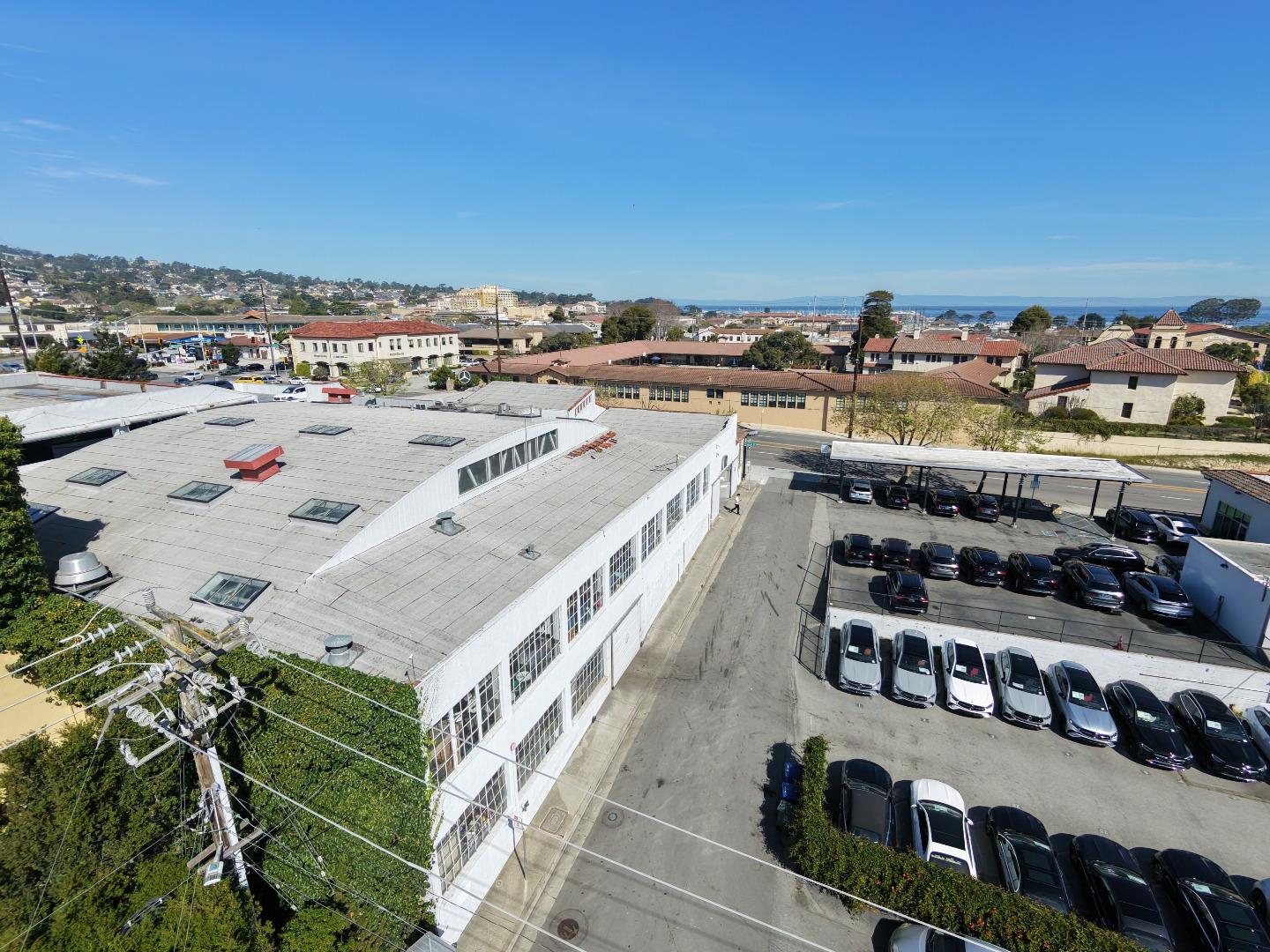 Detail Gallery Image 8 of 21 For 498 Fremont St, Monterey,  CA 93940 - – Beds | – Baths