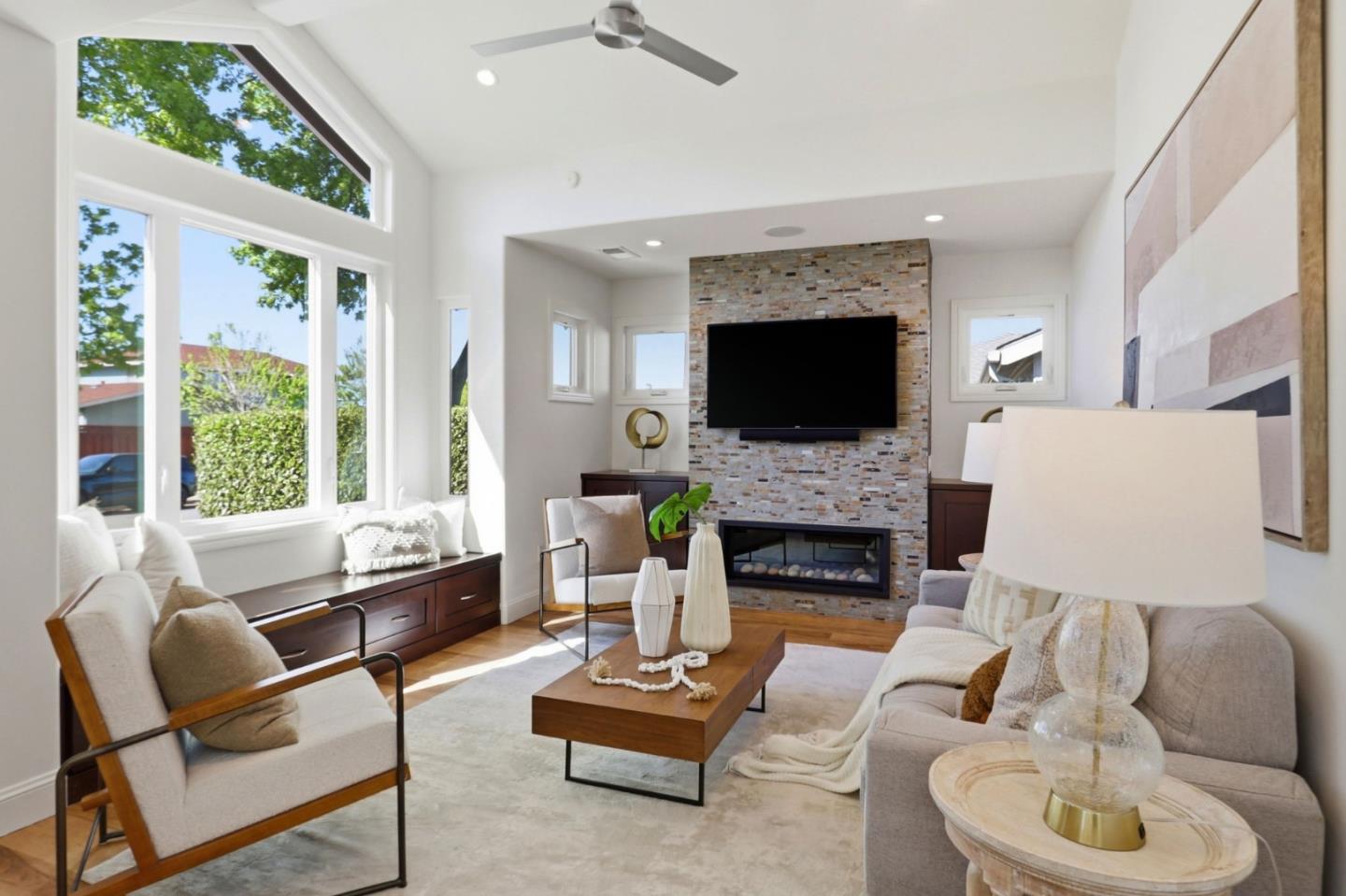 Detail Gallery Image 11 of 65 For 1644 Castro Dr, Campbell,  CA 95008 - 3 Beds | 2/1 Baths