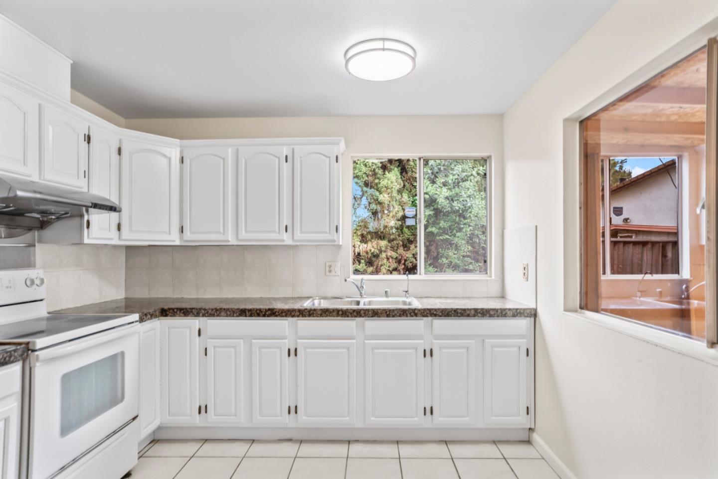Detail Gallery Image 16 of 33 For 536 Foundry Ct, San Jose,  CA 95133 - 3 Beds | 2 Baths