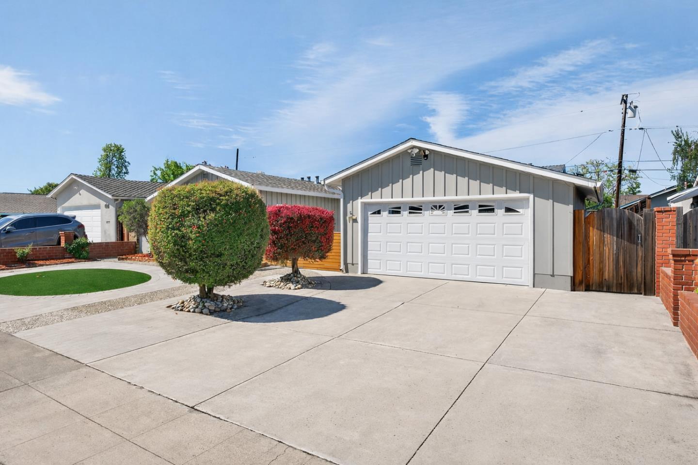 Detail Gallery Image 3 of 30 For 779 Broadmoor Dr, San Jose,  CA 95129 - 4 Beds | 2 Baths