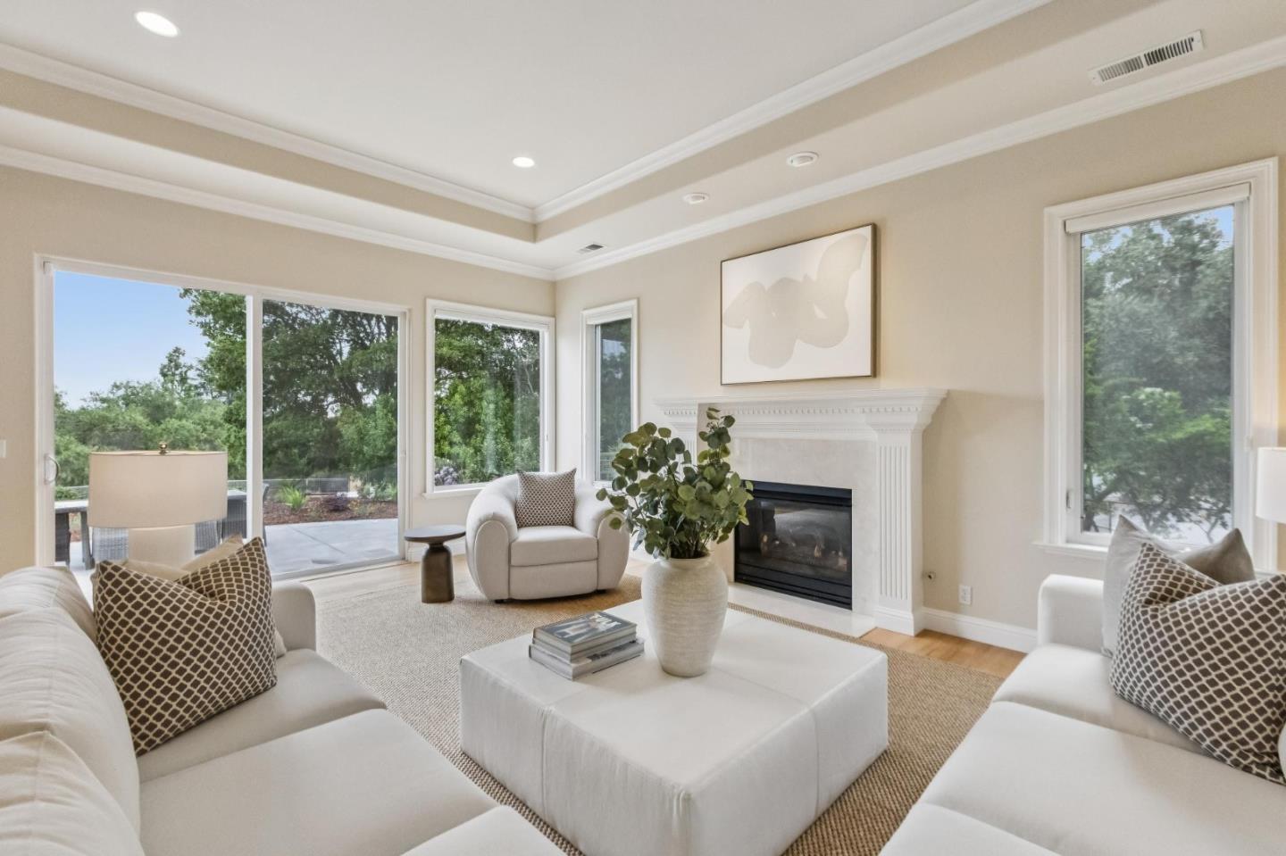 Detail Gallery Image 13 of 82 For 140 Ridgeway Rd, Woodside,  CA 94062 - 4 Beds | 3/1 Baths