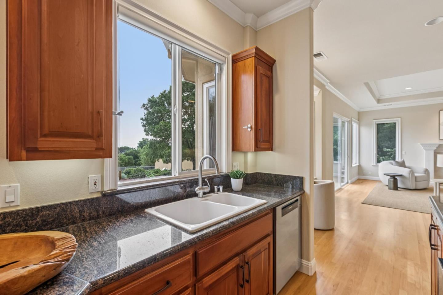 Detail Gallery Image 29 of 82 For 140 Ridgeway Rd, Woodside,  CA 94062 - 4 Beds | 3/1 Baths