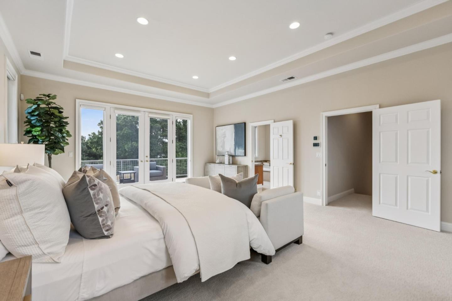 Detail Gallery Image 32 of 82 For 140 Ridgeway Rd, Woodside,  CA 94062 - 4 Beds | 3/1 Baths