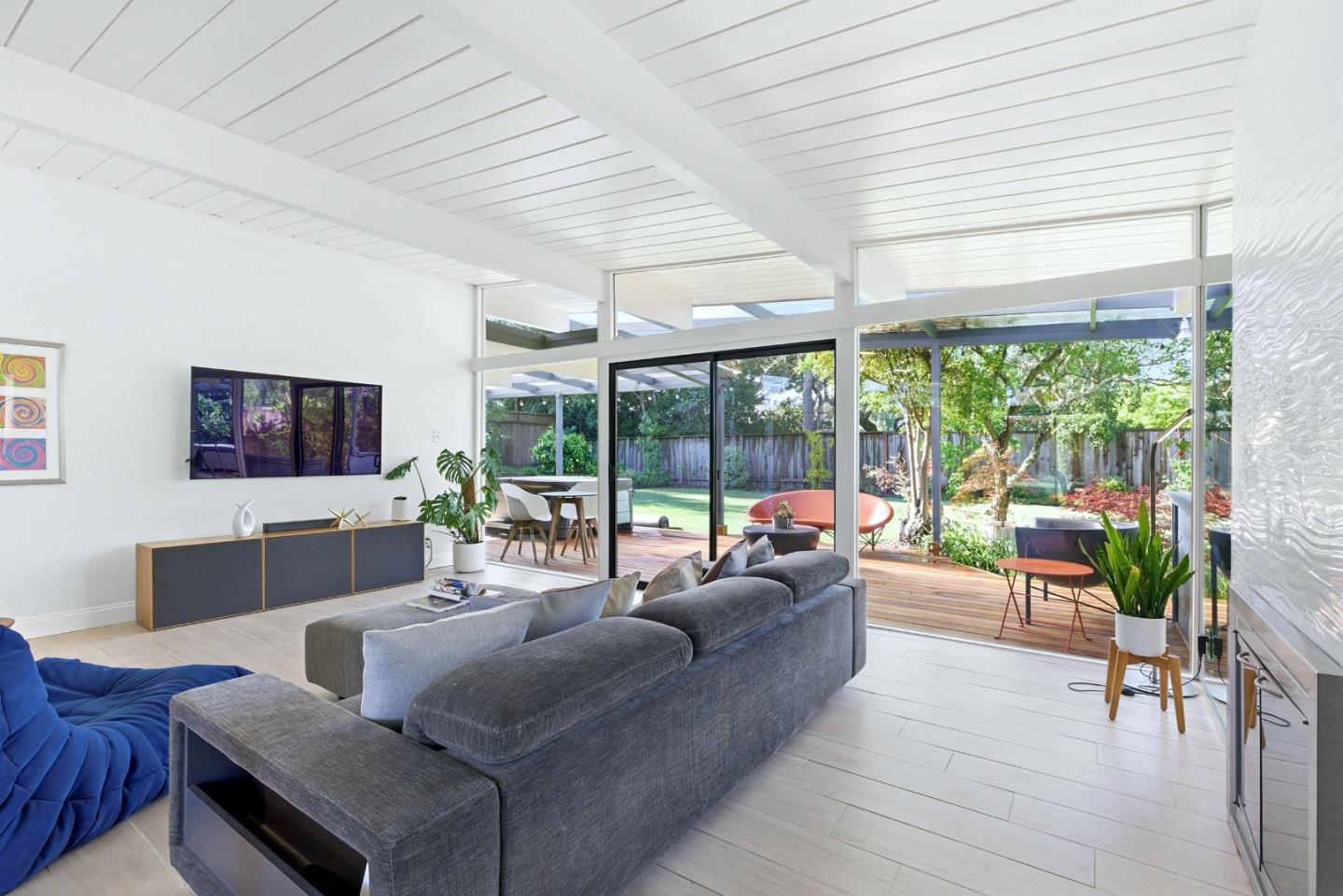 Detail Gallery Image 10 of 41 For 1936 Ticonderoga Dr, San Mateo,  CA 94402 - 4 Beds | 2 Baths