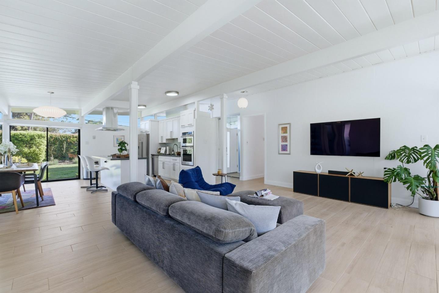 Detail Gallery Image 11 of 41 For 1936 Ticonderoga Dr, San Mateo,  CA 94402 - 4 Beds | 2 Baths