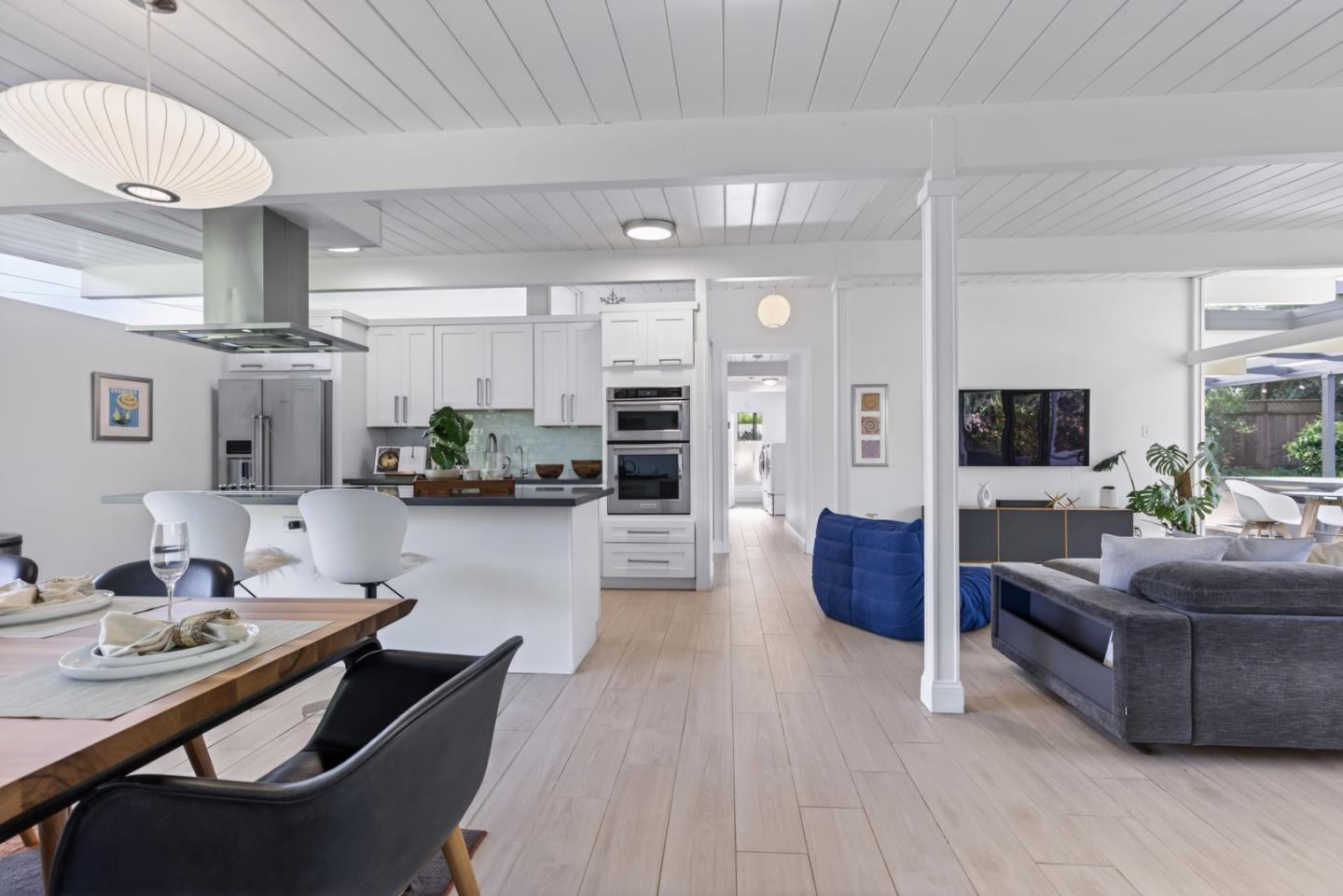 Detail Gallery Image 14 of 41 For 1936 Ticonderoga Dr, San Mateo,  CA 94402 - 4 Beds | 2 Baths