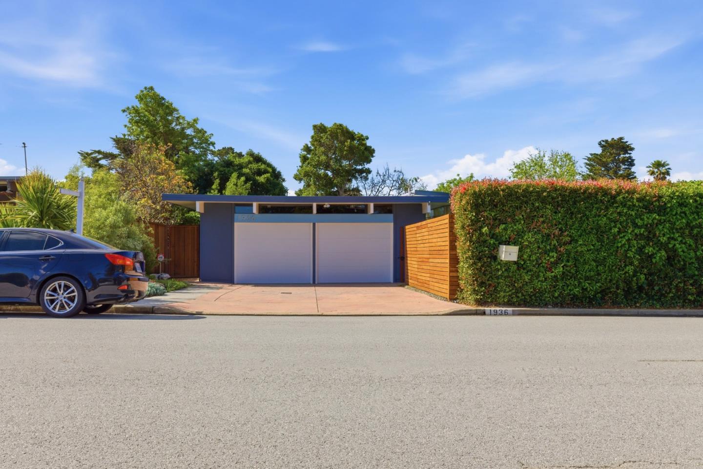 Detail Gallery Image 2 of 41 For 1936 Ticonderoga Dr, San Mateo,  CA 94402 - 4 Beds | 2 Baths