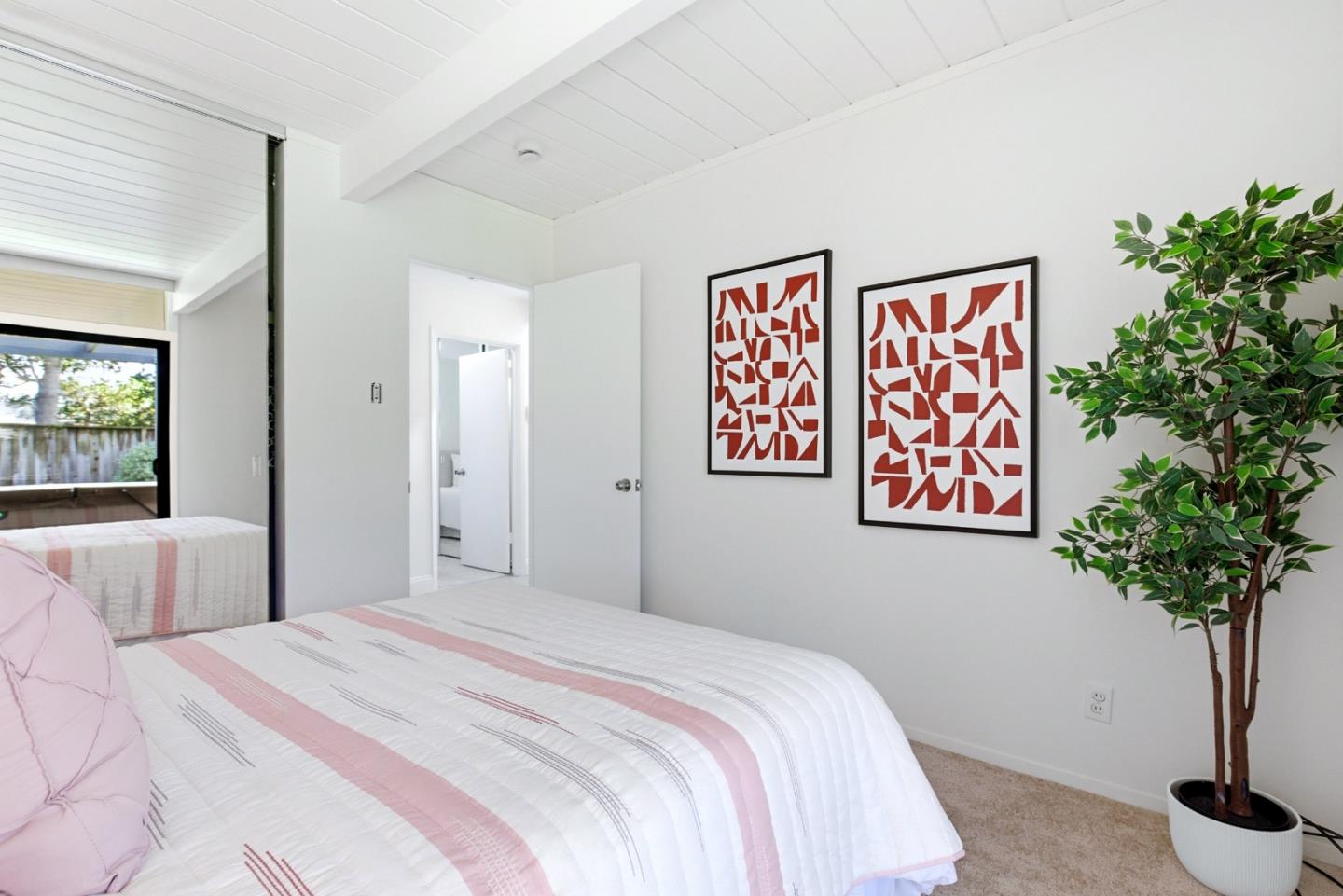 Detail Gallery Image 31 of 41 For 1936 Ticonderoga Dr, San Mateo,  CA 94402 - 4 Beds | 2 Baths