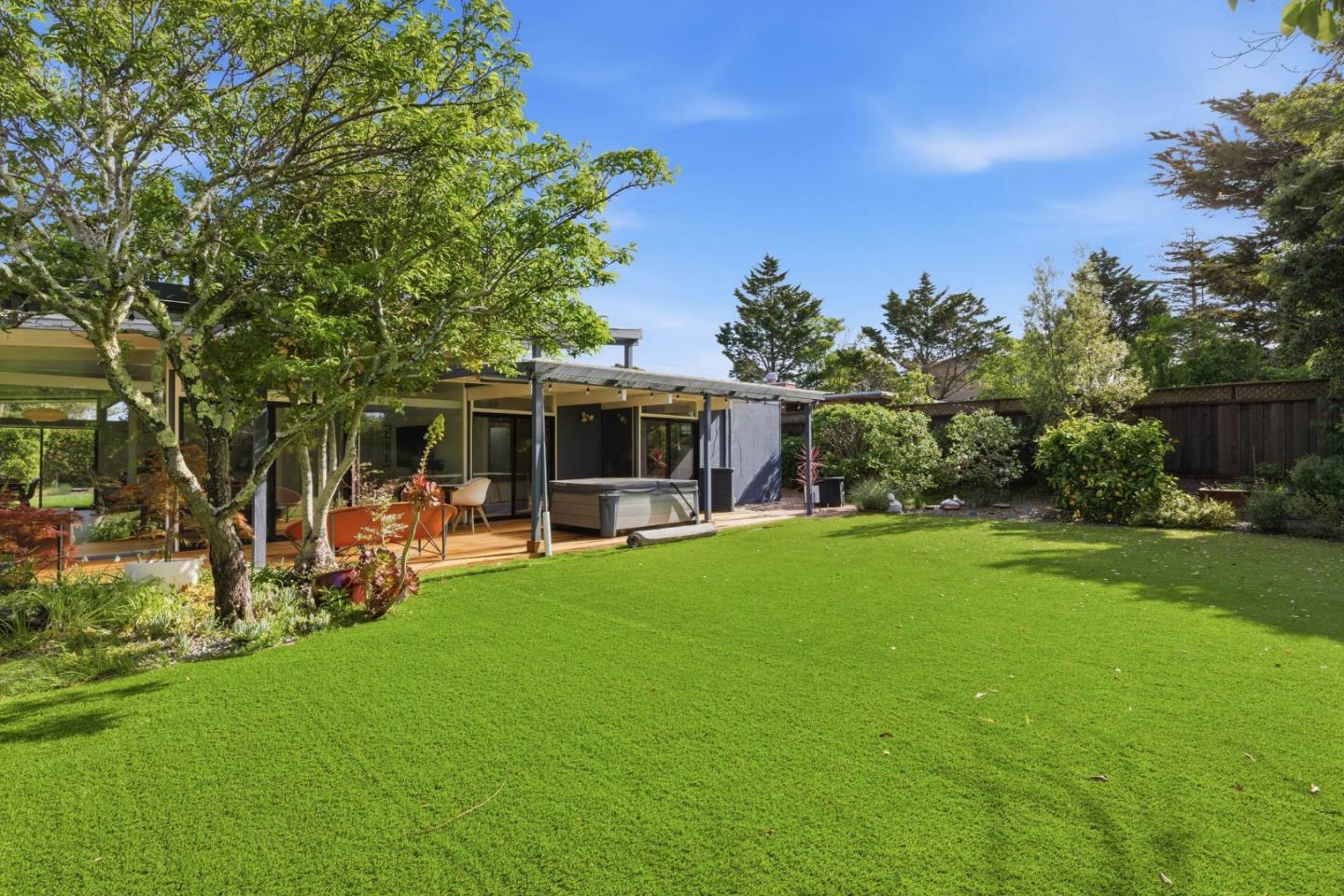 Detail Gallery Image 39 of 41 For 1936 Ticonderoga Dr, San Mateo,  CA 94402 - 4 Beds | 2 Baths