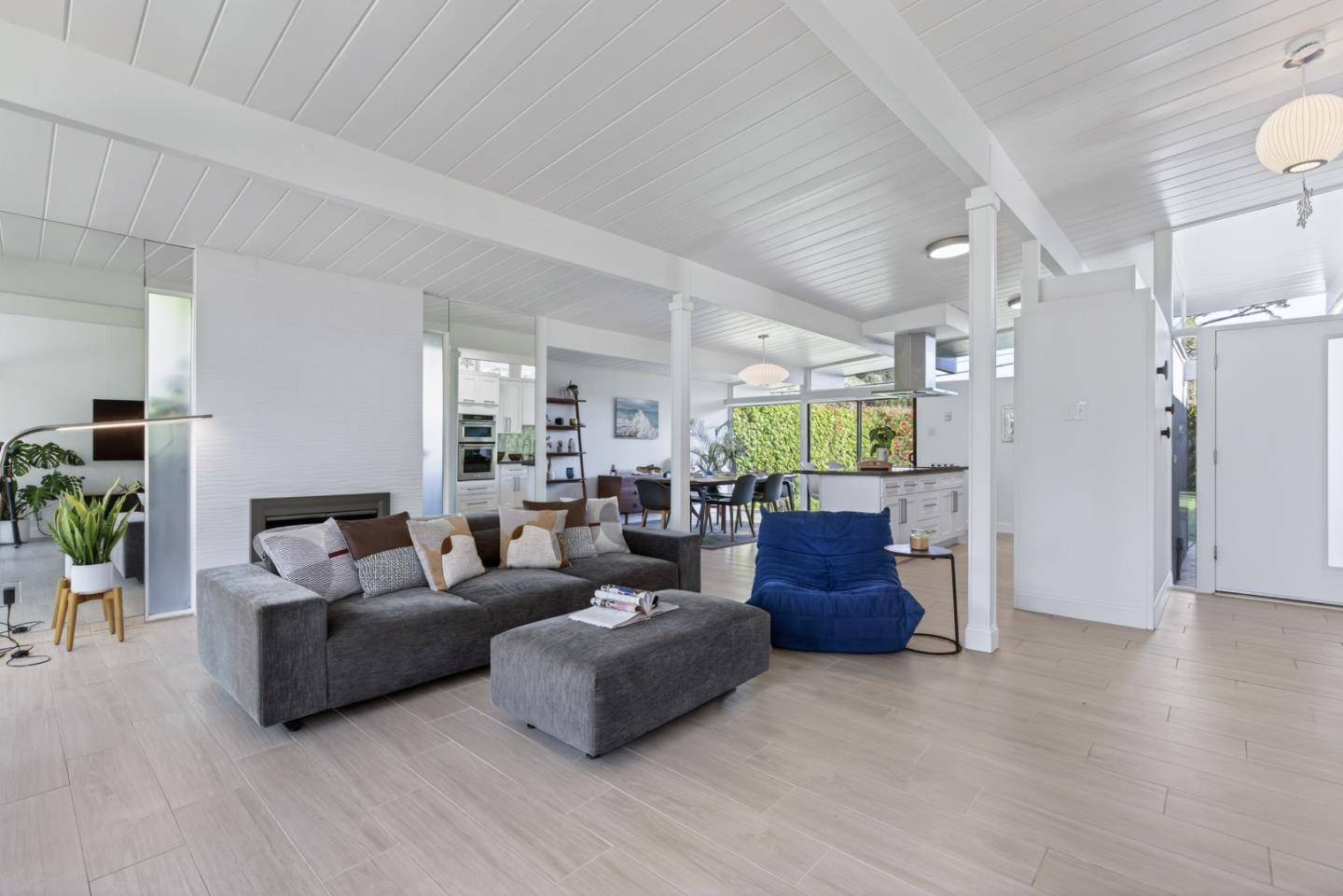 Detail Gallery Image 8 of 41 For 1936 Ticonderoga Dr, San Mateo,  CA 94402 - 4 Beds | 2 Baths